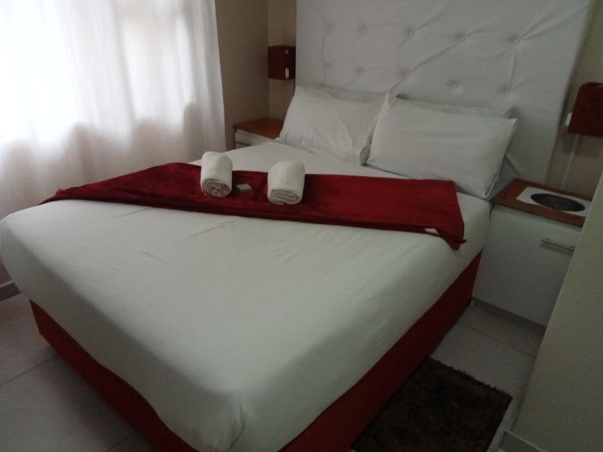 Emampingeni Lodge Bizana Экстерьер фото