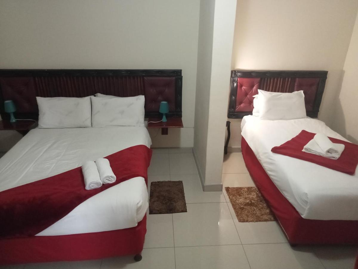 Emampingeni Lodge Bizana Экстерьер фото