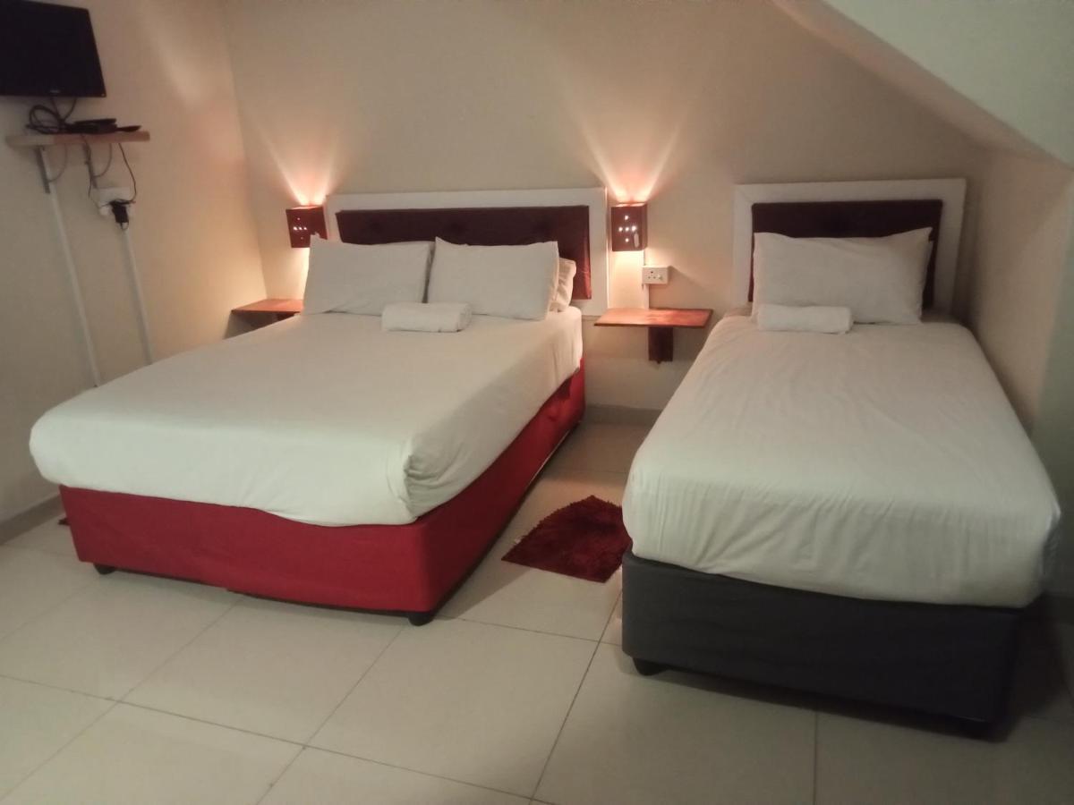 Emampingeni Lodge Bizana Экстерьер фото