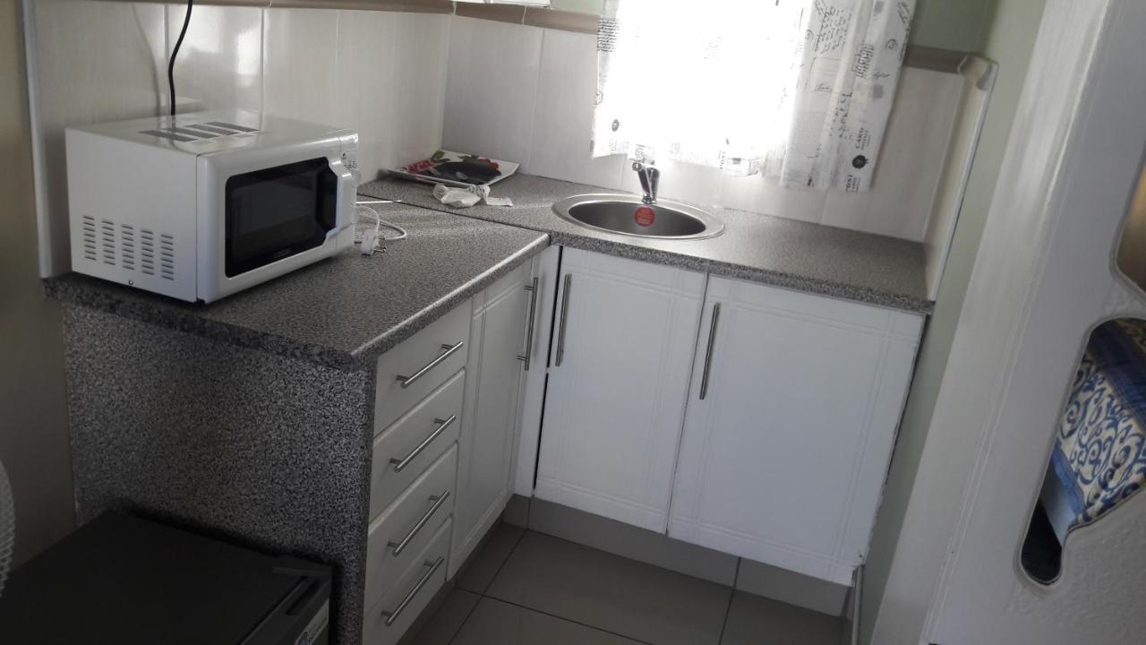 Emampingeni Lodge Bizana Экстерьер фото